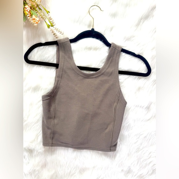 Lululemon NWOT Ribbed Softstreme Cropped Tank Size 0 Nomad - Picture 1 of 3
